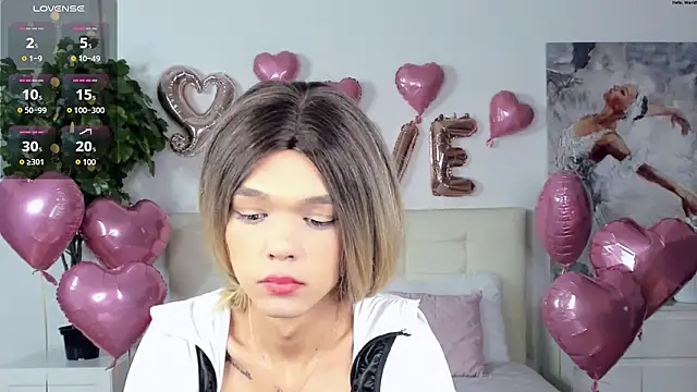 MadonnaRossi online show from 02.13.26