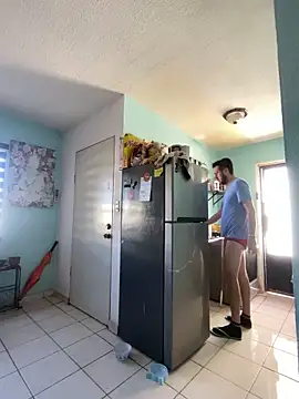 Alexitho25 online show from 12.22.25