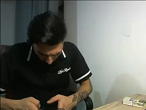 Alexgrc13 online show from 10.14.25