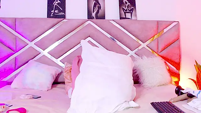 sofia 07 online show from 11.07.25