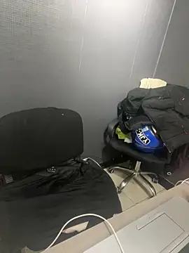 Emily Rivers  online show from 09.10.25