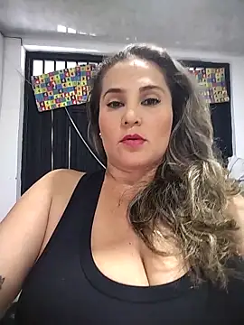 dayana2021 online show from 10.25.25