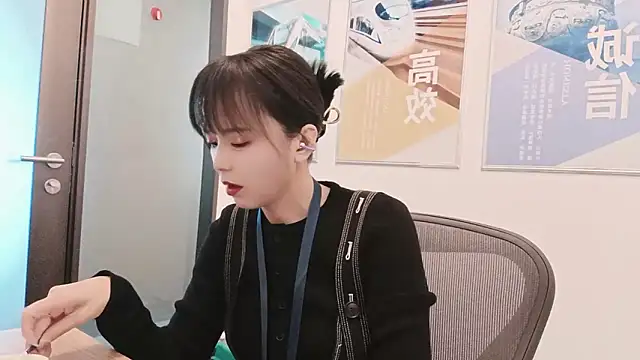 KKMM168 online show from 10.21.25