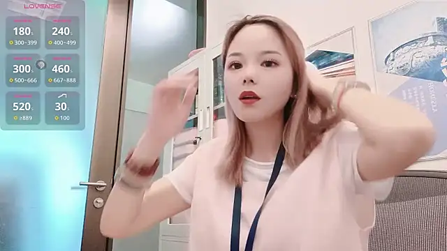 Snapshot of KKMM168 chatting on 05.28.26 KKMM168 online show from 05.28.26