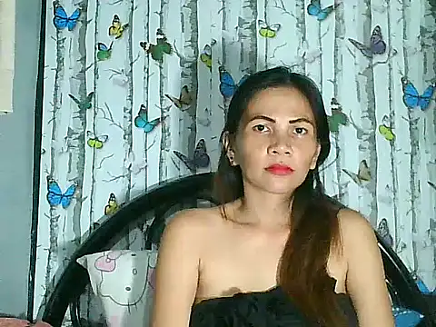 Urwildestangelfire 19 online show from 10.28.25