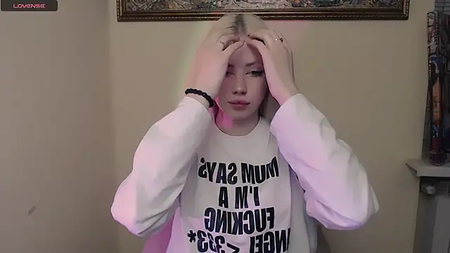 AliceHotty  online show from 03.28.26