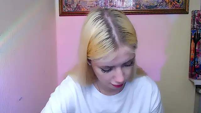 AliceHotty  online show from 04.13.26