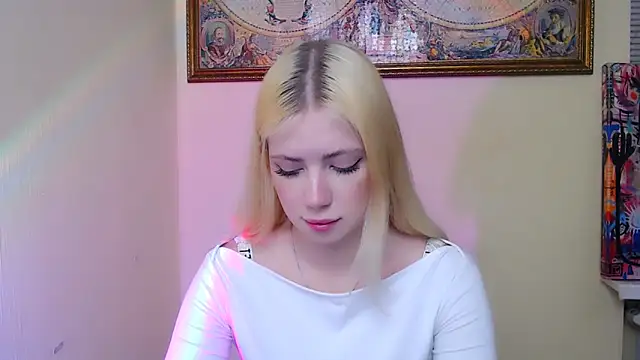 AliceHotty  online show from 04.14.26