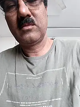 moonflower25 online show from 12.21.25