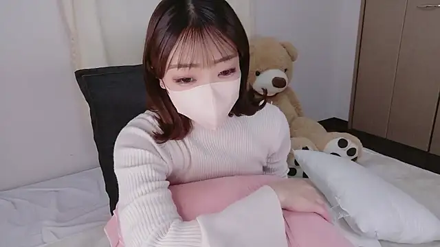 Snapshot of Rina_72 chatting on 12.14.25 Rina 72 online show from 12.14.25