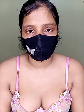 Rose-luckey online show from 10.22.25