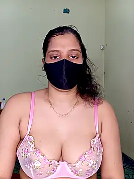 Rose-luckey online show from 11.28.25