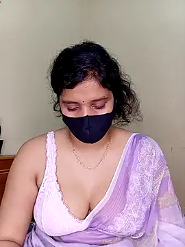 Rose-luckey online show from 04.15.26