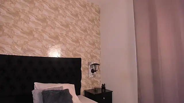 Lucio  Fox online show from 10.31.25