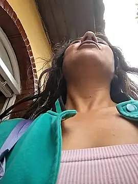 CAROLINE  07 online show from 10.04.25