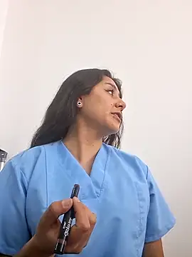 CAROLINE  07 online show from 01.17.26