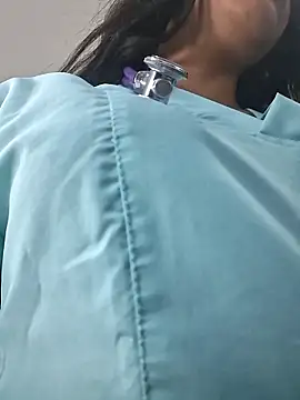 CAROLINE  07 online show from 03.16.26