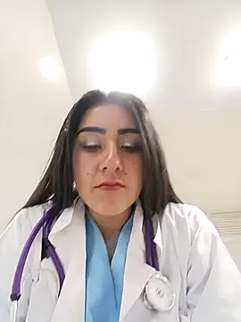 CAROLINE  07 online show from 04.16.26