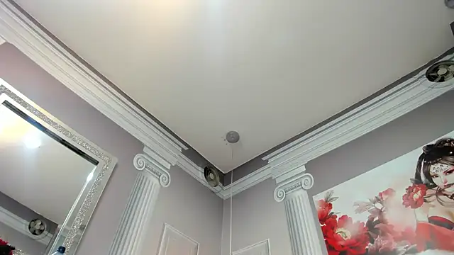 Snapshot of naughty_milf4u_ chatting on 11.09.25 naughty milf4u online show from 11.09.25