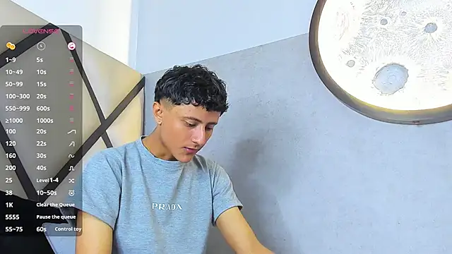  Leohot  online show from 09.23.25