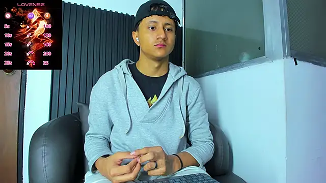  Leohot  online show from 02.21.26