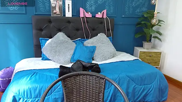 zohet kriss online show from 03.30.26