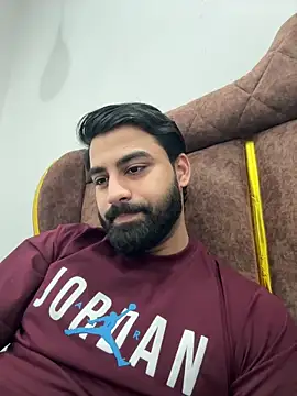 hottestboy03 online show from 04.04.26