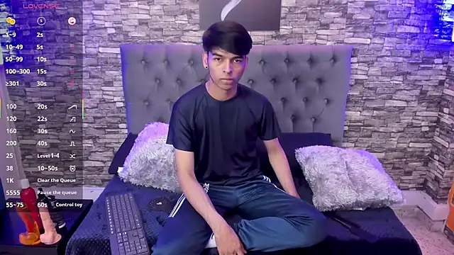 OnlyJos online show from 10.09.25