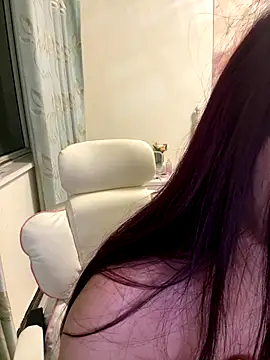 Snapshot of mimi9420 chatting on 09.18.25 mimi9420 online show from 09.18.25