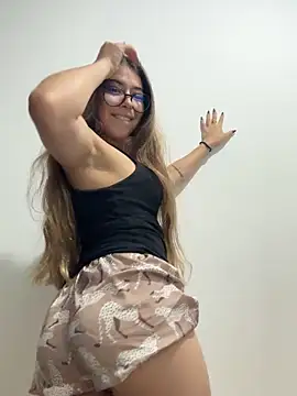 Caitlin Cat online show from 10.05.25