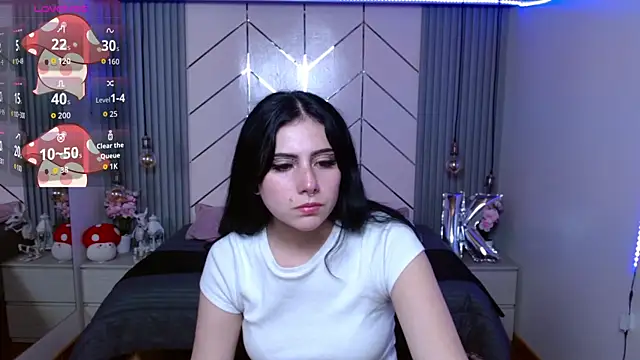 Snapshot of agarycus_ chatting on 11.11.25 agarycus online show from 11.11.25