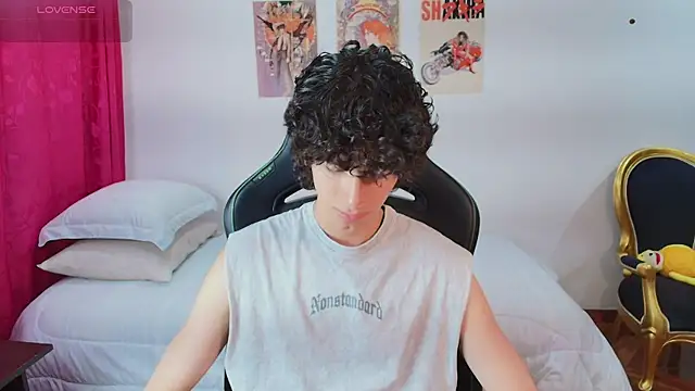 Snapshot of Nude_Boy18 chatting on 07.19.26 Nude Boy18 online show from 07.19.26