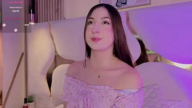 Snapshot of SofiJones_ chatting on 02.07.26 SofiJones online show from 02.07.26