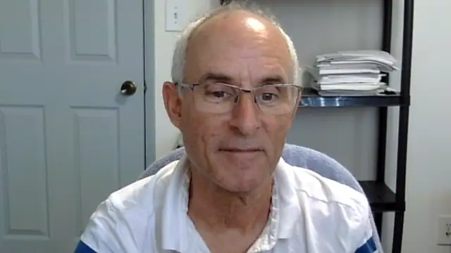 Snapshot of funone1999 chatting on 11.09.25 funone1999 online show from 11.09.25