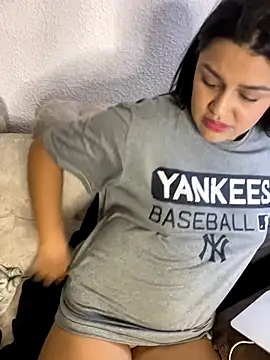 Snapshot of lunita_sweet5 chatting on 11.23.25 lunita sweet5 online show from 11.23.25