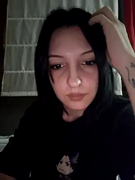 AllexyAle online show from 10.19.25