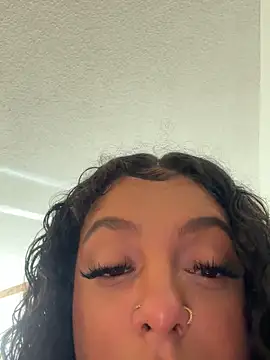 allybluee777 online show from 11.13.25