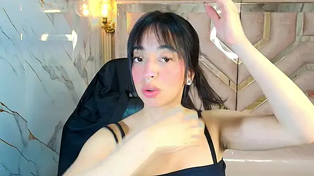 zoe r  online show from 09.13.25