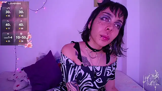 Snapshot of dark__nymph chatting on 02.09.26 dark nymph online show from 02.09.26