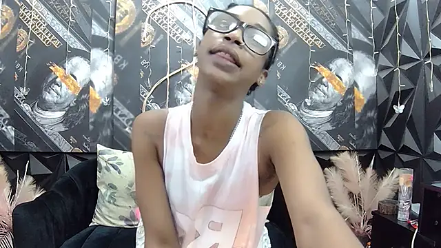 Lilmisbaddyxxx online show from 10.08.25