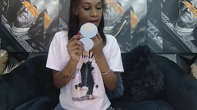 Lilmisbaddyxxx online show from 05.12.26
