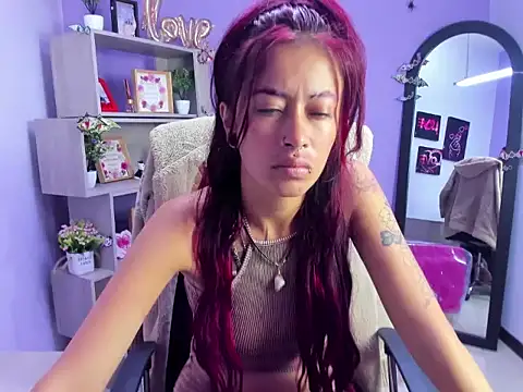 Snapshot of Kataleya_Luck chatting on 11.06.25 Kataleya Luck online show from 11.06.25