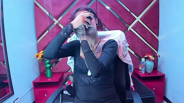 Snapshot of Kataleya_Luck chatting on 11.15.25 Kataleya Luck online show from 11.15.25