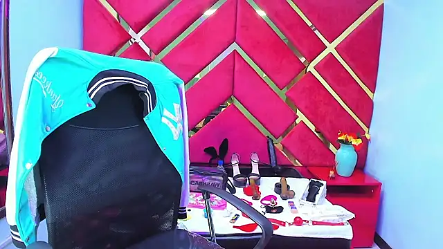 Snapshot of Kataleya_Luck chatting on 11.23.25 Kataleya Luck online show from 11.23.25