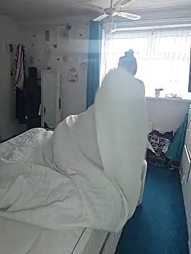 Angeldelightt online show from 10.21.25