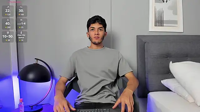 Snapshot of Tylerffoxx chatting on 02.19.26 Tylerffoxx online show from 02.19.26