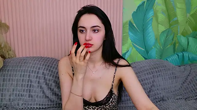 Elizabeth Meyer online show from 04.18.26