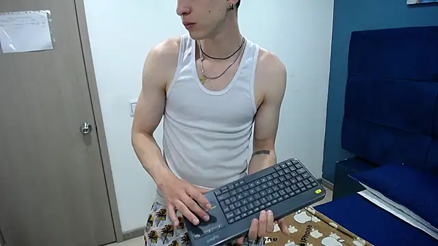 Jheampiiero online show from 10.17.25