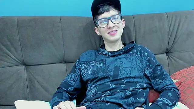 Jheampiiero online show from 12.04.25