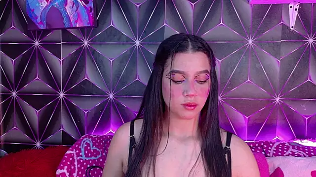 Snapshot of Megan_Luxe chatting on 09.26.25 Megan Luxe online show from 09.26.25